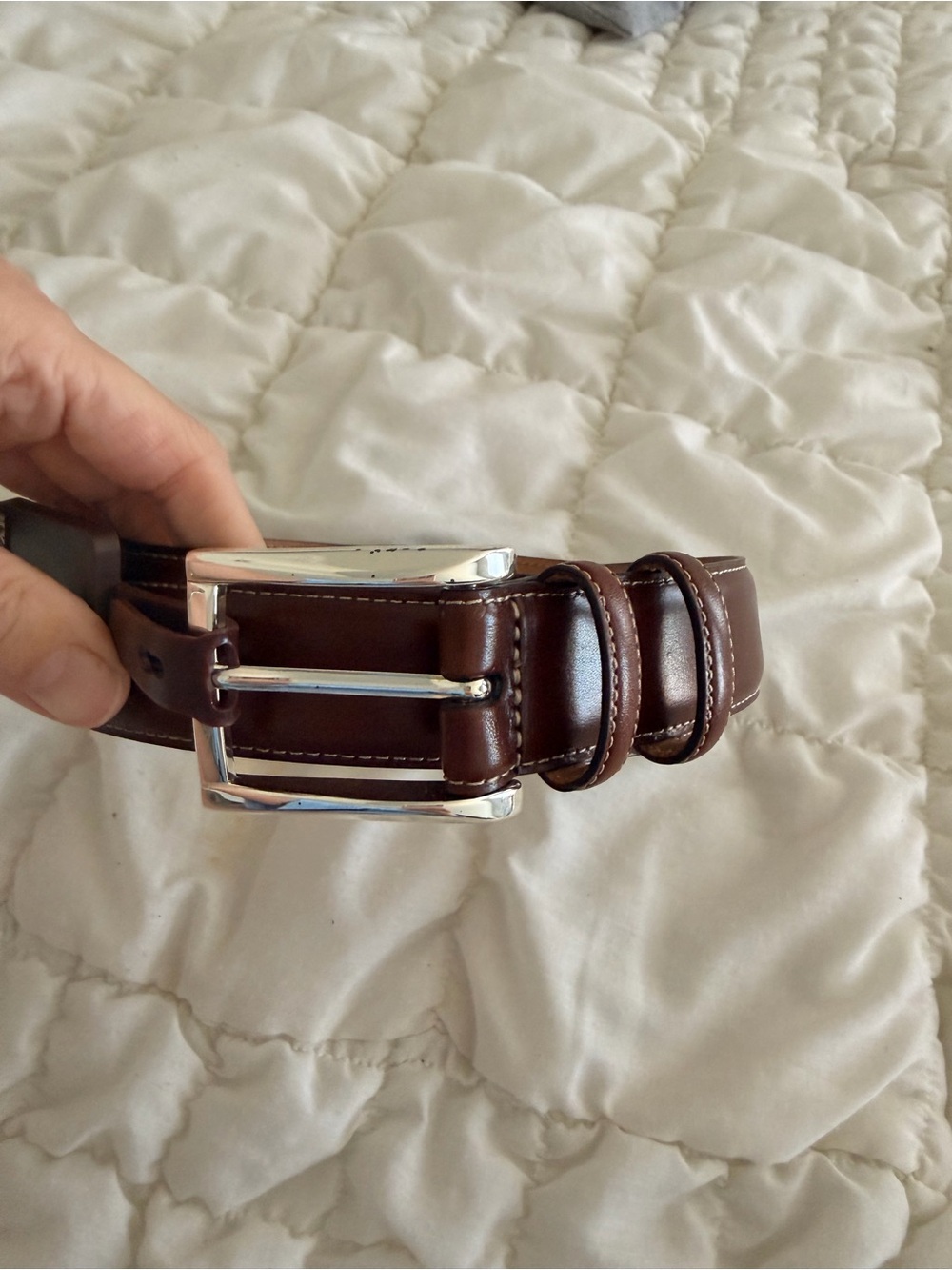 Classic Brown Leather Men's Belt - Unbranded